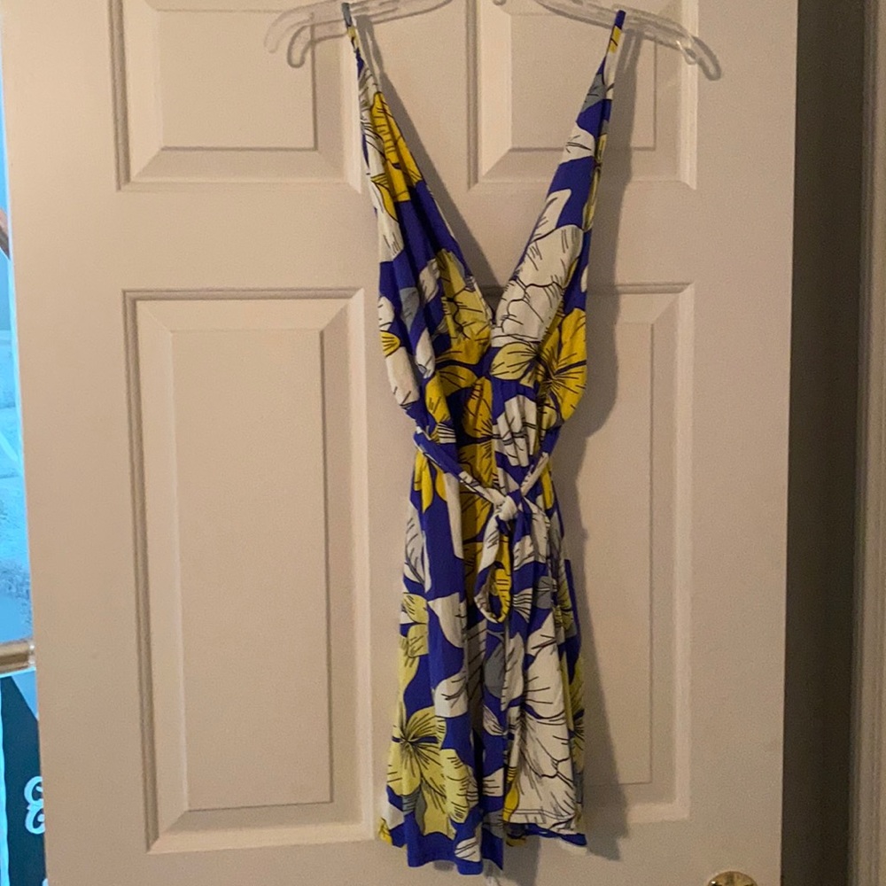 Mini flowered dress